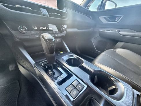Used 2026 Subaru Outback Limited AWD/4WD image 20