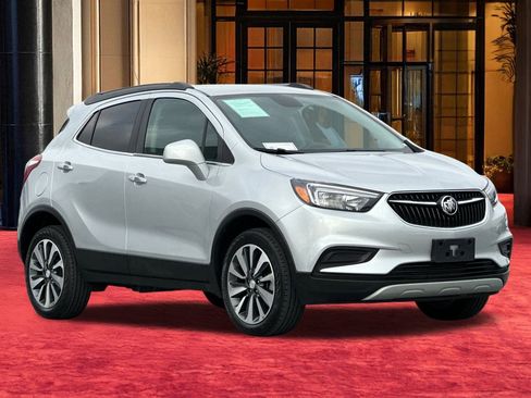 Used 2022 Buick Encore Preferred w/ Safety Package image 8