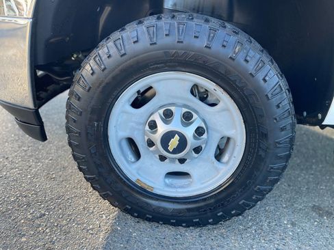 Used 2011 Chevrolet Silverado 2500 W/T image 44