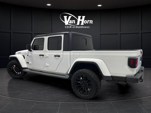 Used 2021 Jeep Gladiator Sport AWD/4WD image 5