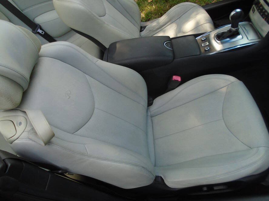 Used 2010 INFINITI G37 Convertible w/ Premium Pkg RWD image 19
