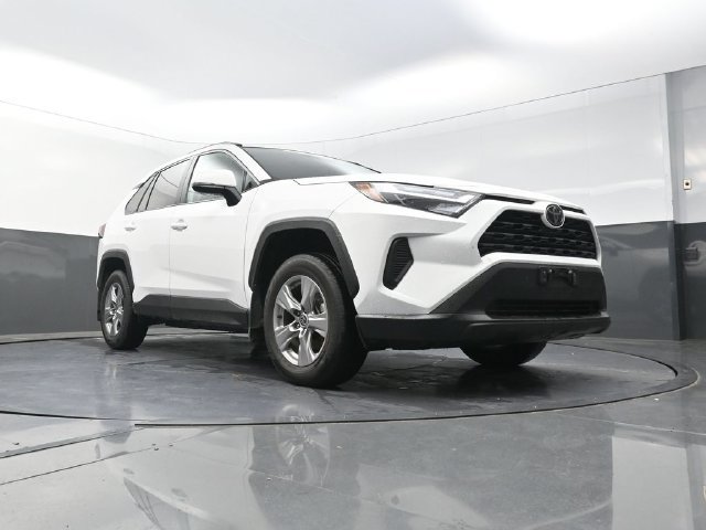 Used 2025 Toyota RAV4 XLE w/ Convenience Package AWD/4WD image 31