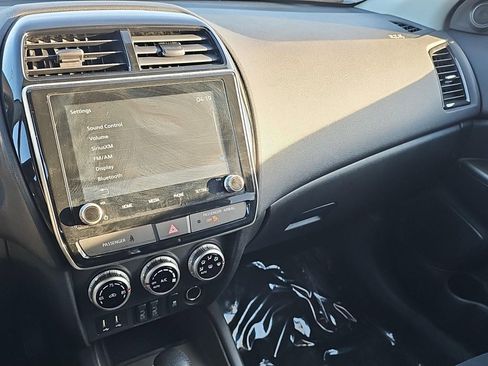 Used 2024 Mitsubishi Outlander Sport SE image 15
