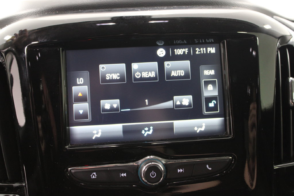 Used 2018 Chevrolet Traverse LT FWD image 52