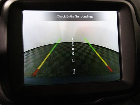 Used 2023 Jeep Renegade Latitude image 7