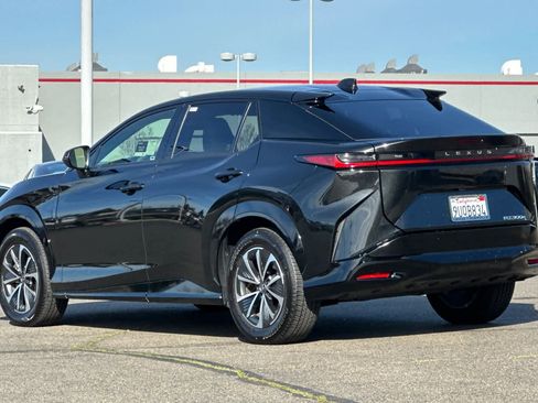 Used 2025 Lexus RZ 300e w/ Accessory Package (Z2) image 7