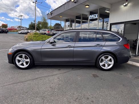 Used 2015 BMW 328i xDrive Wagon AWD/4WD image 3
