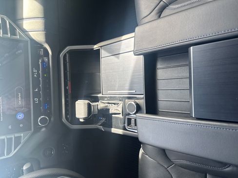 Used 2025 Toyota Tundra Platinum w/ Tow Tech Package image 28