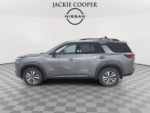 New 2026 Nissan Pathfinder SL FWD image 8