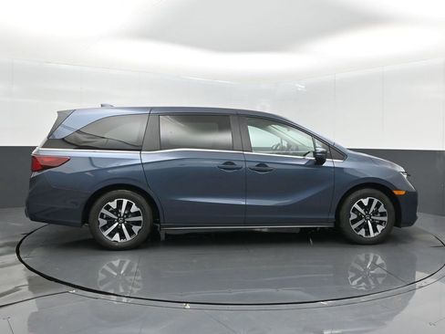 Certified 2025 Honda Odyssey EX-L image 25