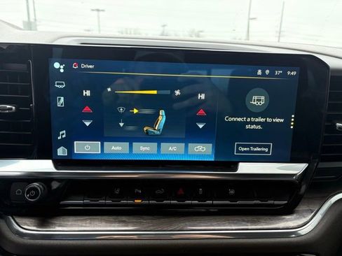 Used 2024 Chevrolet Silverado 2500 LTZ w/ LTZ Plus Package image 16