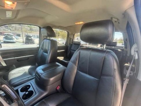 Used 2013 GMC Sierra 1500 SLE w/ Max Trailering Pack image 19