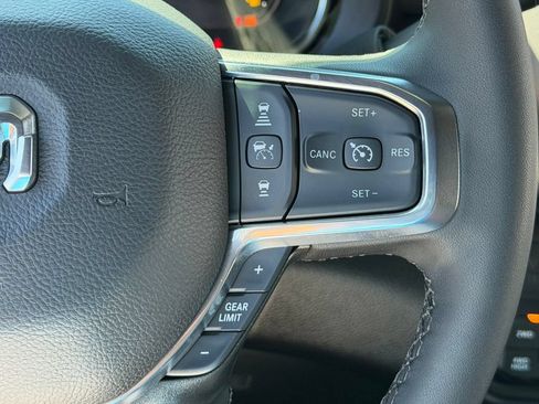 Used 2026 RAM 2500 Laramie AWD/4WD image 14
