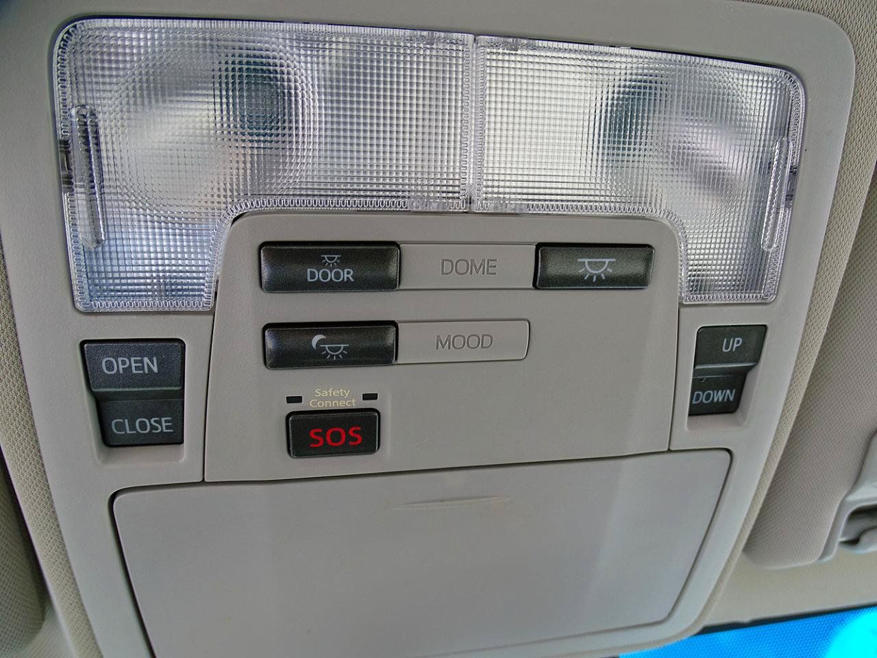 Used 2016 Toyota Avalon Limited w/ Protection Package FWD image 39