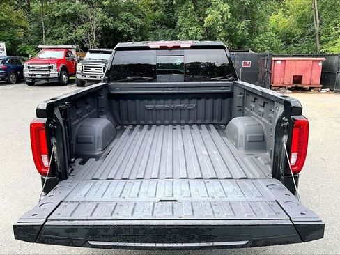 Used 2024 GMC Sierra 1500 Denali AWD/4WD image 30