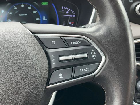 Used 2020 Hyundai Santa Fe SEL w/ Convenience Package image 18