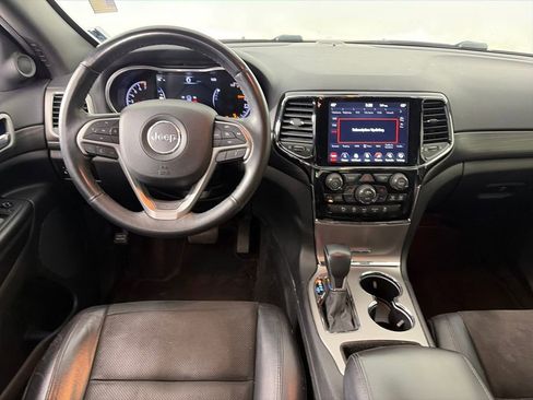 Used 2019 Jeep Grand Cherokee Altitude image 14