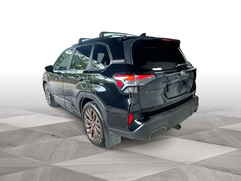 Used 2025 Subaru Forester Sport AWD/4WD image 6
