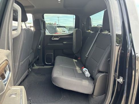 Used 2024 Chevrolet Silverado 1500 LT AWD/4WD image 14