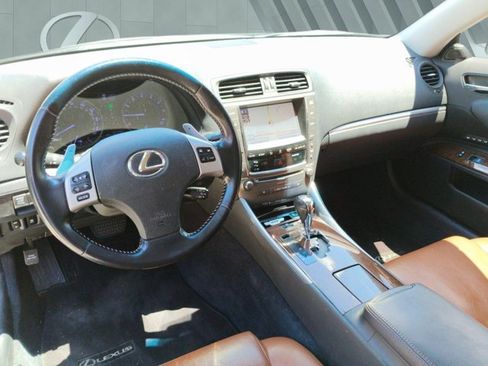 Used 2015 Lexus IS 350C w/ Luxury Package RWD image 9