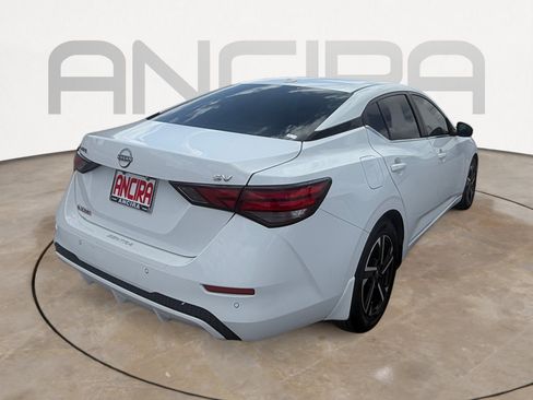 Used 2024 Nissan Sentra SV FWD image 12