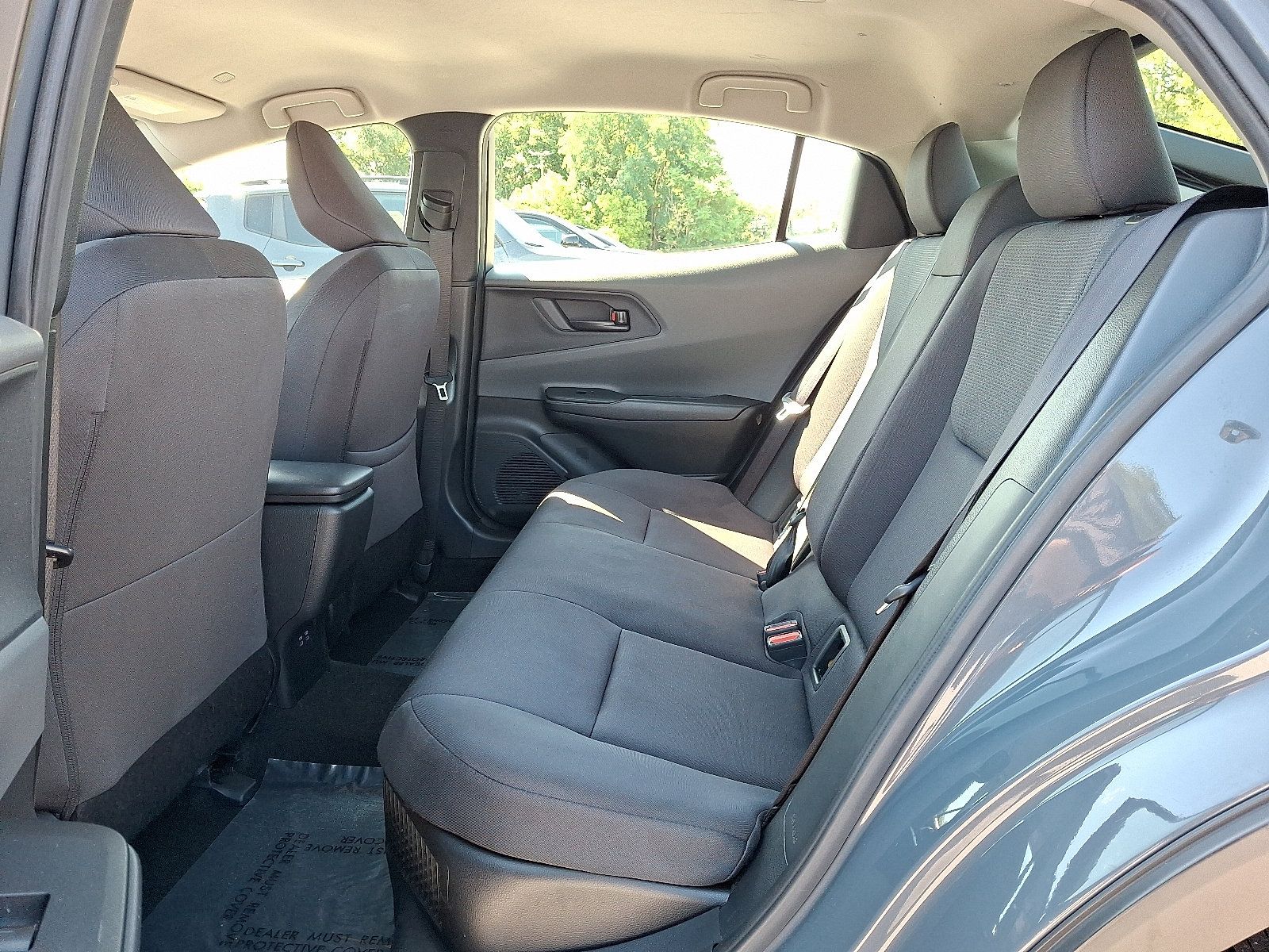 Used 2024 Toyota Prius LE FWD image 10