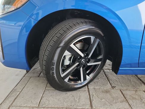 Used 2025 Nissan Sentra SV image 30