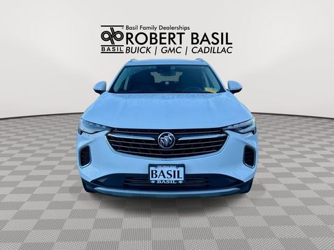 Used 2023 Buick Envision Essence FWD image 3