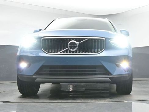 Used 2023 Volvo XC40 B5 Plus w/ Driver Assist Package AWD/4WD image 38