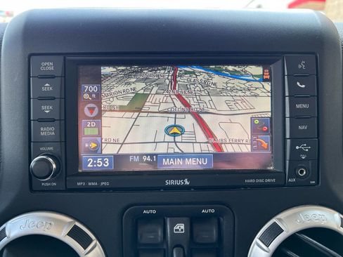 Used 2015 Jeep Wrangler Unlimited Sahara w/ Dual Top Group image 13