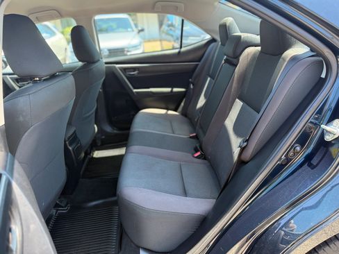 Used 2017 Toyota Corolla LE w/ Carpet Mat Package (TMS) FWD image 15
