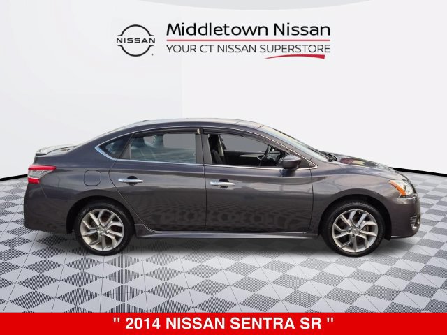 Used 2014 Nissan Sentra SR w/ SR Driver Package FWD image 2