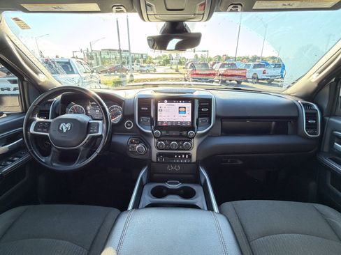 Used 2022 RAM 2500 Big Horn w/ Night Edition AWD/4WD image 11