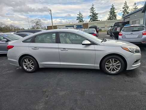 Used 2017 Hyundai Sonata SE image 6