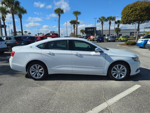 Used 2019 Chevrolet Impala LT image 3