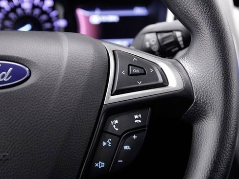 Used 2020 Ford Fusion SE image 26