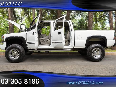 Used 2005 GMC Sierra 2500 SLT w/ Heavy-Duty Power Package AWD/4WD image 27