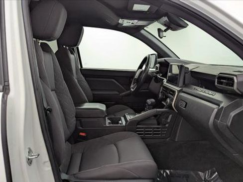 Used 2024 Toyota Tacoma SR RWD image 16