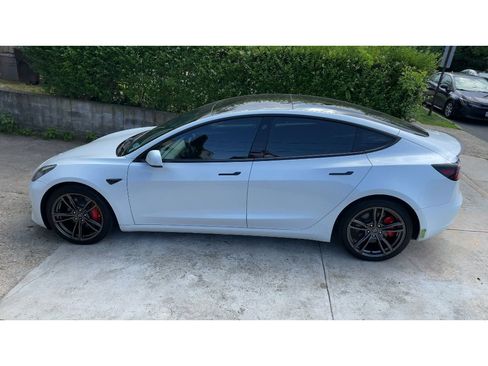 Used 2023 Tesla Model 3 Performance AWD/4WD image 2