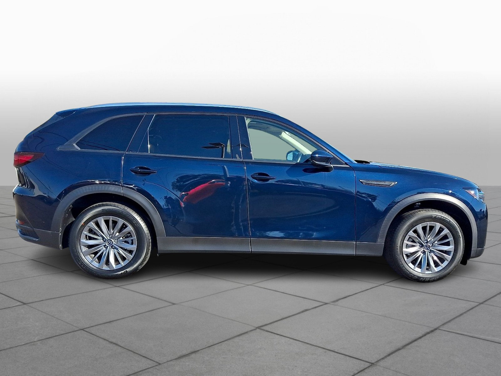 Certified 2024 MAZDA CX-90 3.3 Turbo w/ Preferred Package AWD/4WD image 8