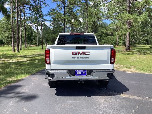 New 2026 GMC Sierra 1500 Pro w/ Pro Value Package AWD/4WD image 4