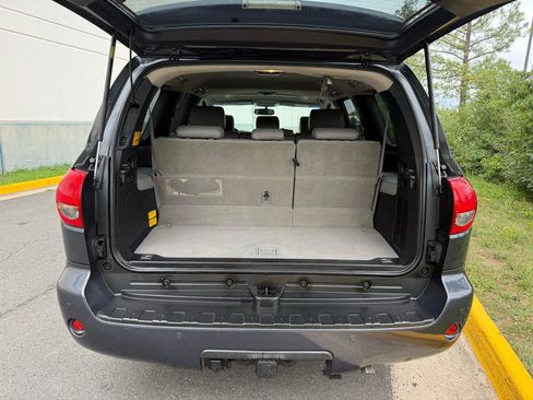 Used 2008 Toyota Sequoia Limited AWD/4WD image 23
