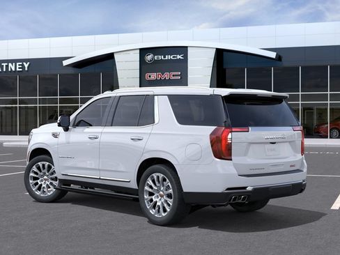 New 2026 GMC Yukon Denali w/ Denali Reserve Package AWD/4WD image 3