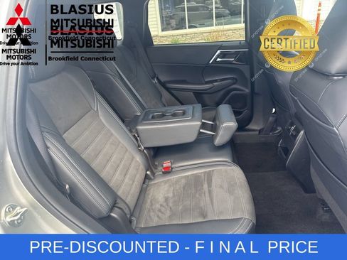 Used 2024 Mitsubishi Outlander SE AWD/4WD image 38