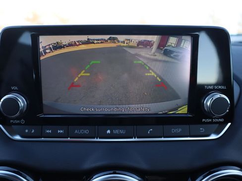 Used 2025 Nissan Sentra S image 22