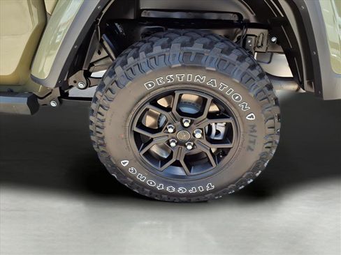 Used 2025 Jeep Gladiator Willys image 20