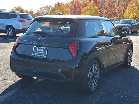 New 2026 MINI Cooper 2-Door Hardtop image 4