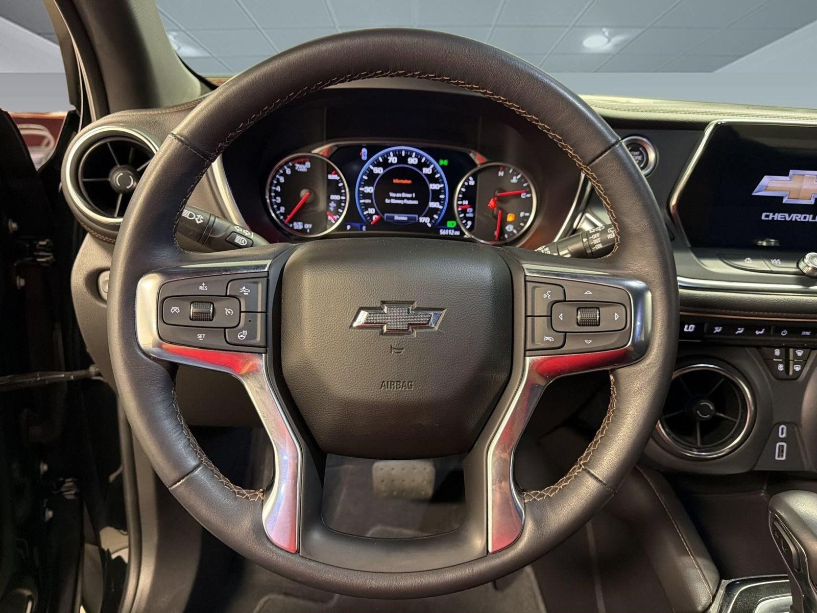 Used 2022 Chevrolet Blazer Premier w/ Enhanced Convenience Package FWD image 10