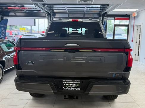 Used 2022 Ford F150 Lightning Lariat AWD/4WD image 4