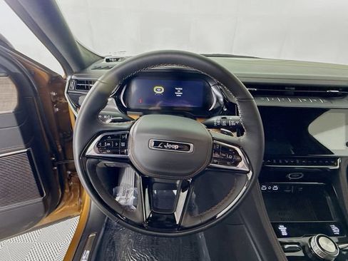 New 2026 Jeep Grand Cherokee Summit AWD/4WD image 11